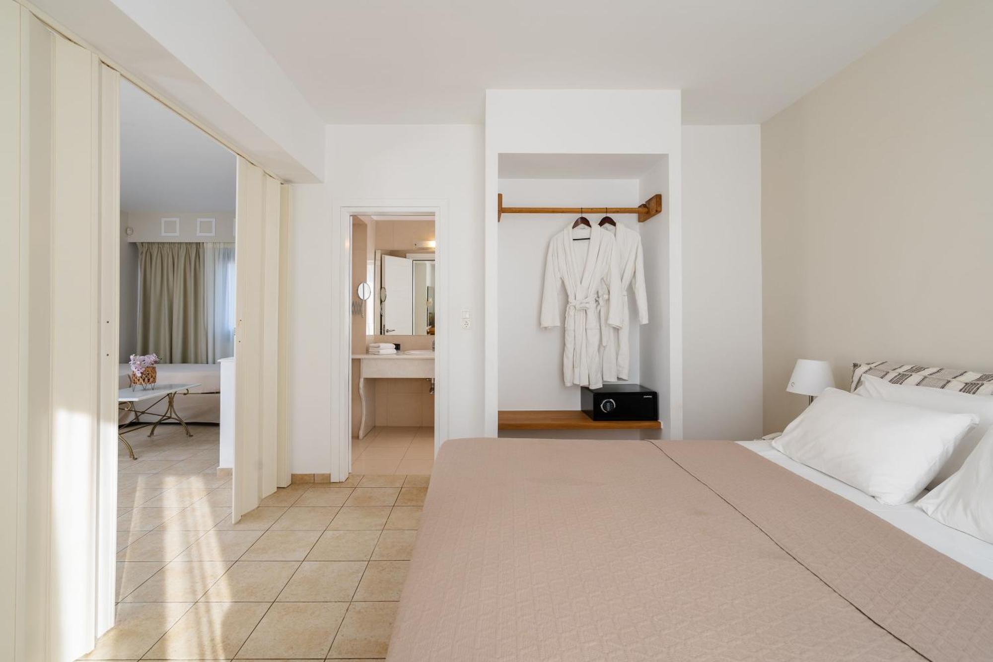Mitos Suites Агиос-Прокопиос Экстерьер фото